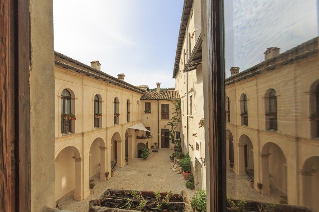 Casa Rosati Fontecchio Exterior foto